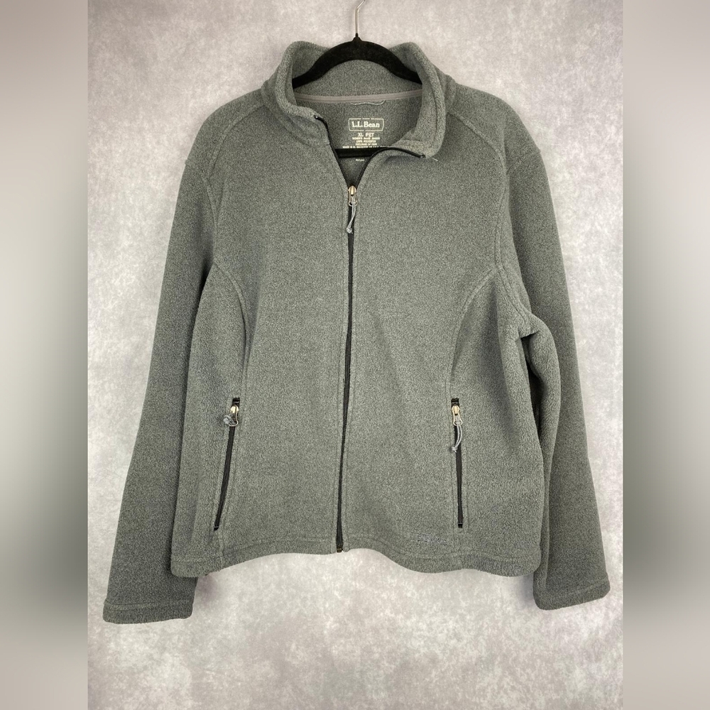 L.L. BEAN JACKET AND COAT WOMAN'S‎ SIZE XLARGE REG 100% POLYESTER FLEECE